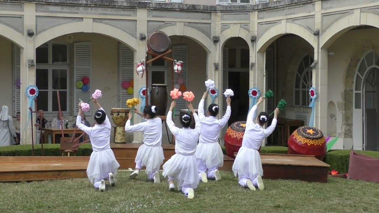 Spectacle officiel: 325 ans-Sœurs de Saint Paul de Chartres