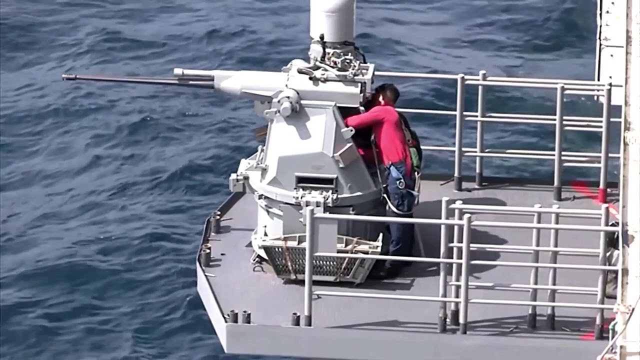 US Navy&rsquo;s Latest Carrying Warship Shoots Down Drone in Missile Drill