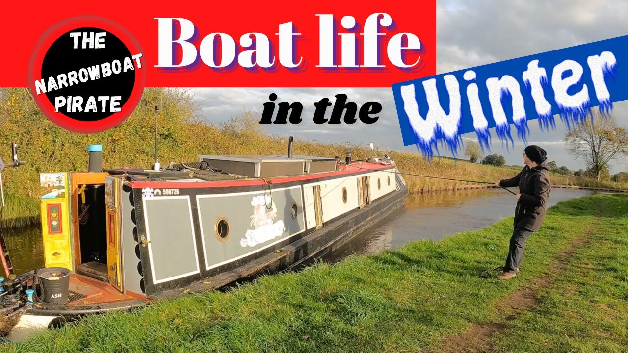 What’s it like LIVING ON A NARROWBOAT in the winter? | Off grid | Solo NARROWBOAT life | [Ep 84]