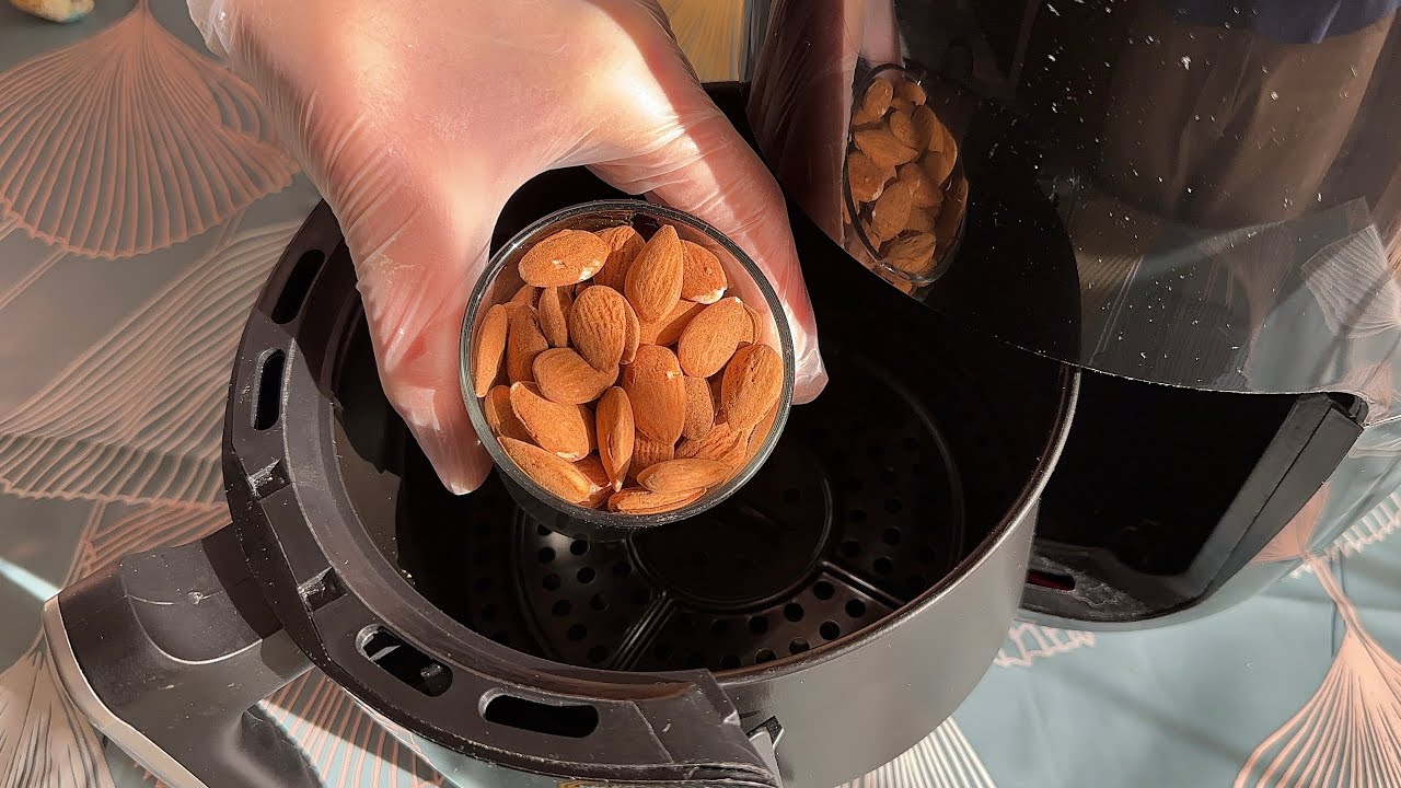 Положите миндаль во фритюрницу: хитрость, которую никто не знает!
