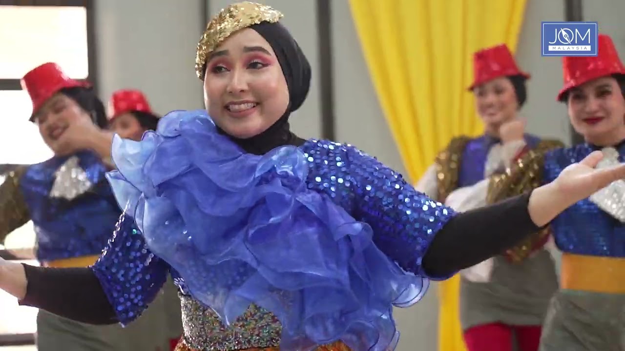 Arts & Heritage: Boria