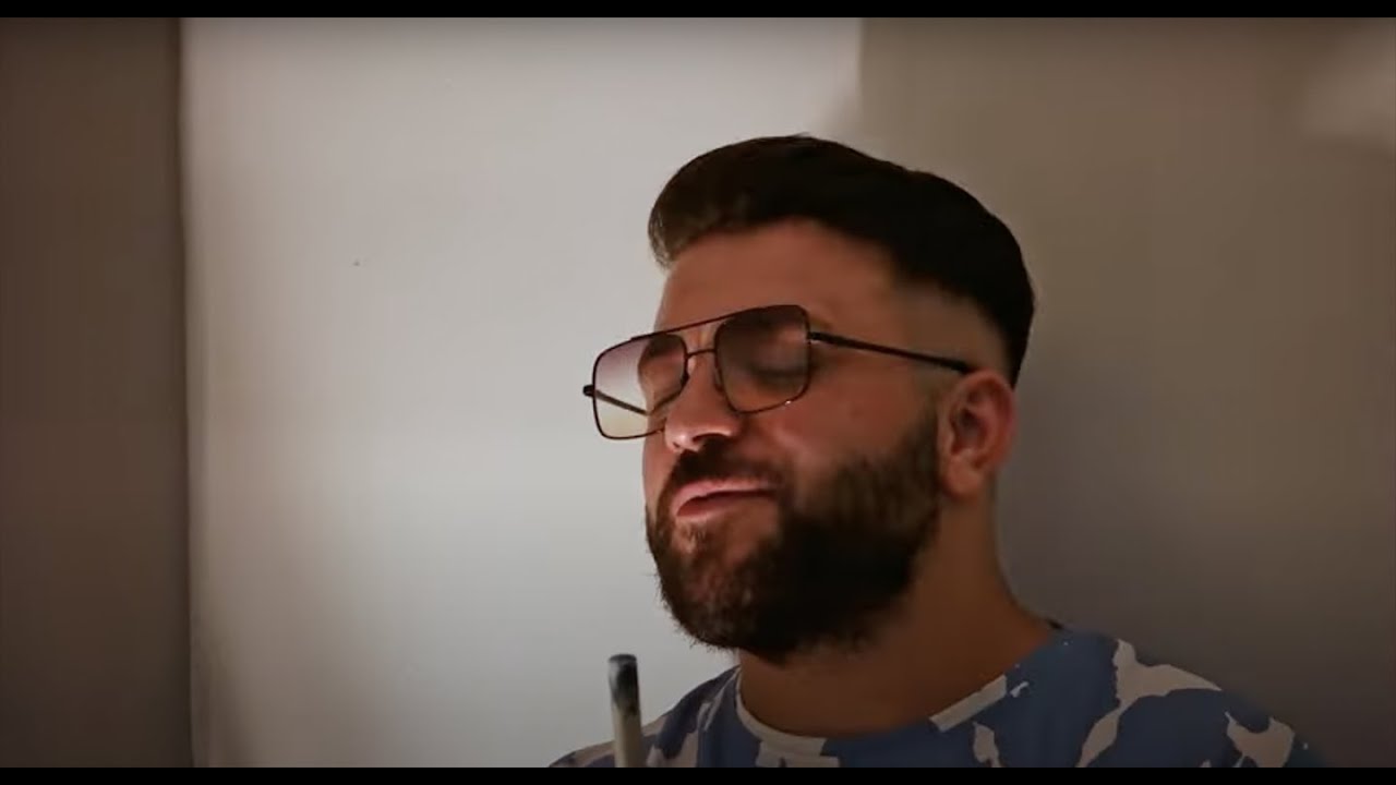 Azat Taş - &Ouml;zlemiyormuş Bak Bak