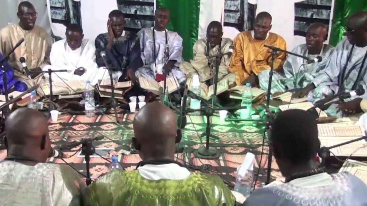 Khassida Mafatihoul Bchiri chanté par Kourel 1 Mafatihoul Bchiri