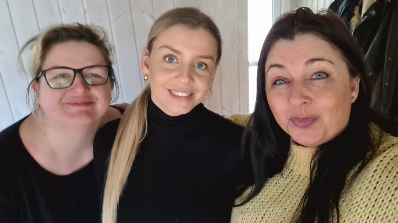 SHOPPET🛍Simone besøger os i sommerhuset🏡