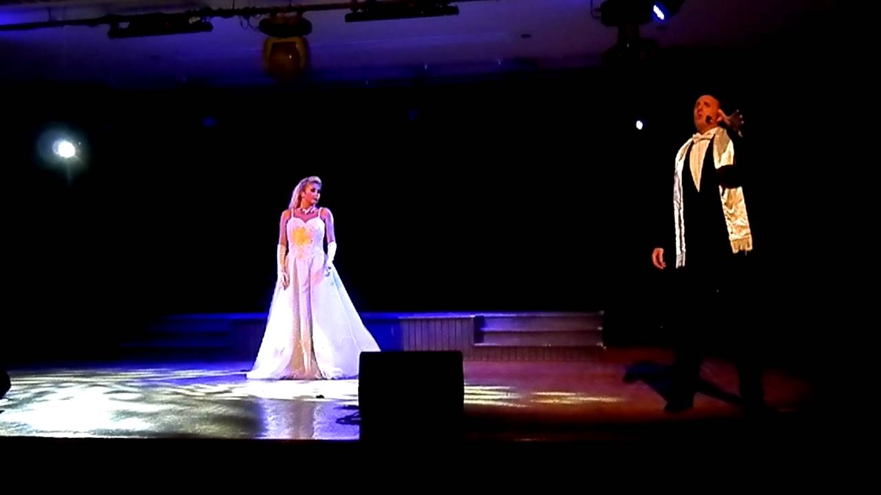 Emma Kurij and Allan Scott-Douglas sing 