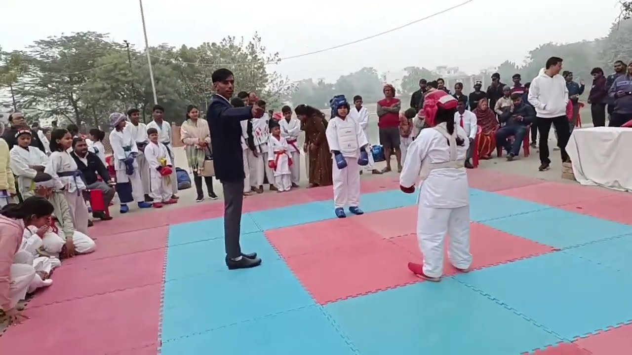 live girl karate Kumite / karate championship / karate tournament video 