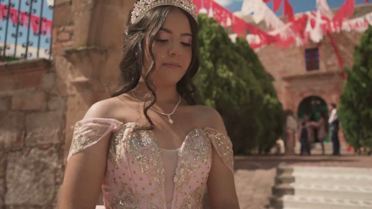 La llegada al Templo ✨ | Misa de XV Años de Aylin | Tomas Aéreas en La Estancia, Nochistlán ⛪