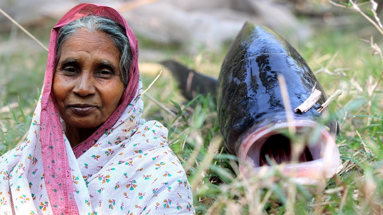 Delicious Katla Fish Curry with Poppy seeds by our Granny