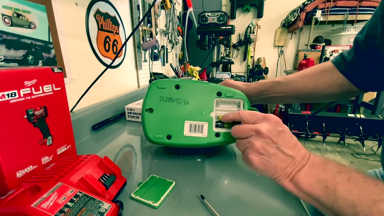 The Scott’s Wizz Spreader , is it junk?🫵🏼👀💯🆒