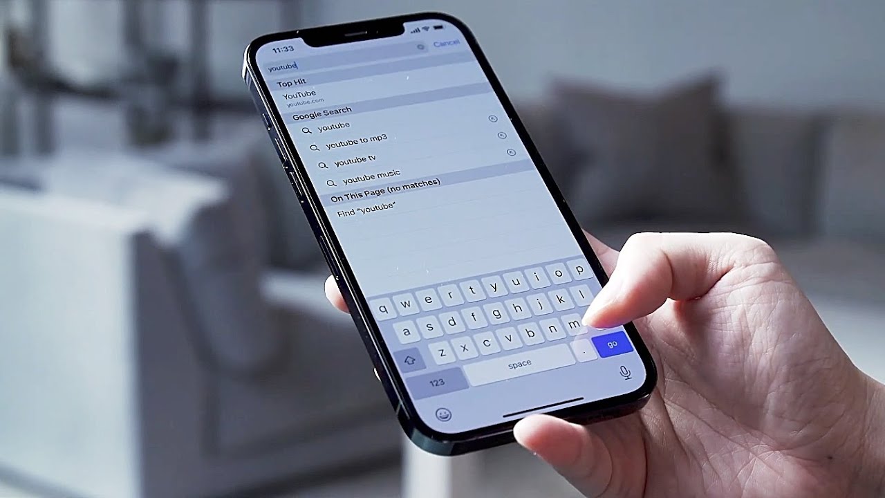 iPhone 12 Pro Max HANDS ON (REACTION)