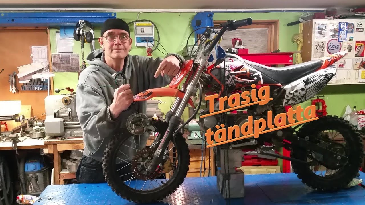 Trasig tändplatta på en cross 125cc. Och komptestar den 15 bar 👍