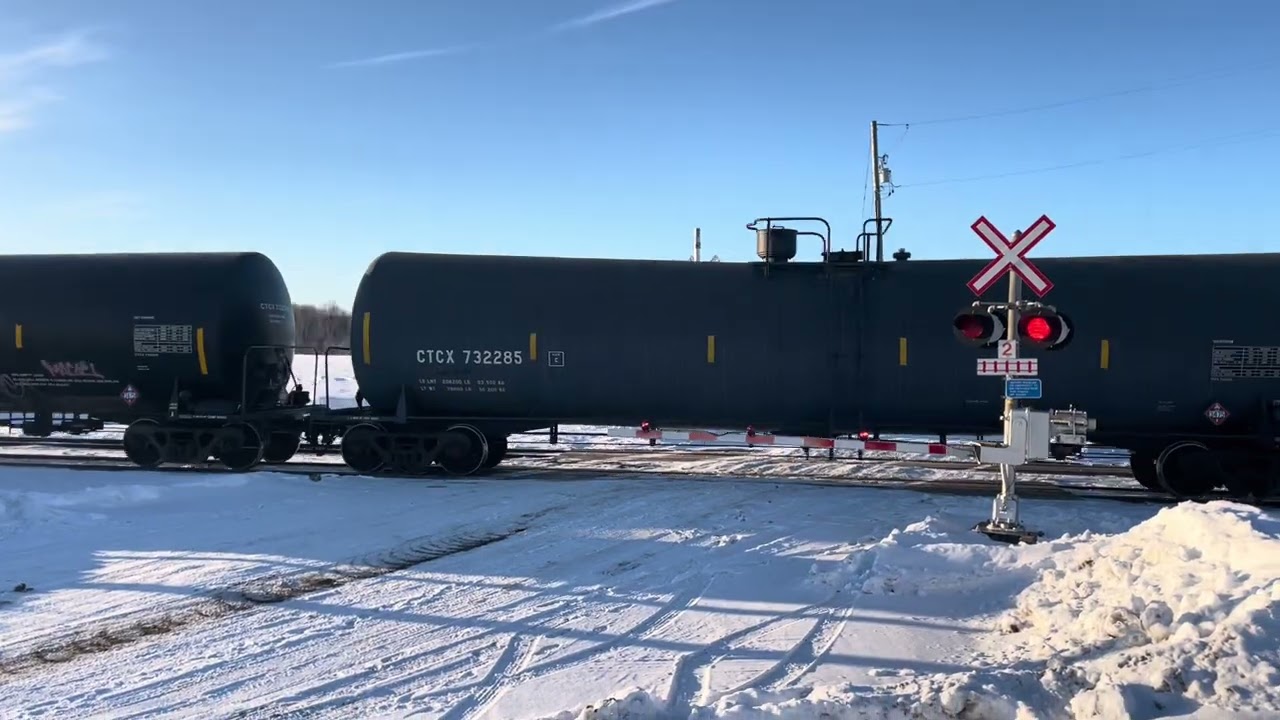 Eastbound: CN 2990 & CN 3842 pulling mixed freight | CN Kingston Sub | Feb. 4, 2026