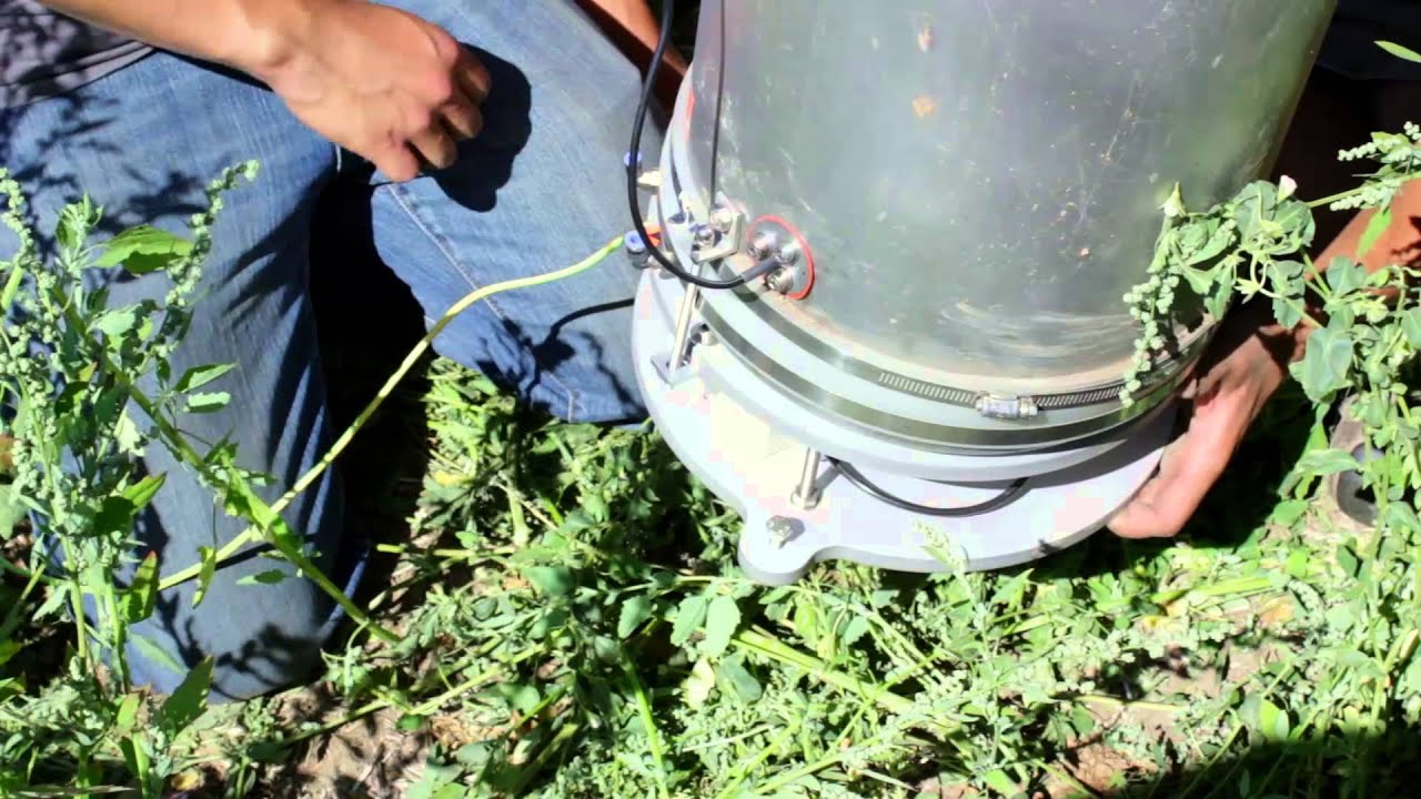 UMS Smart Field Lysimeter Install