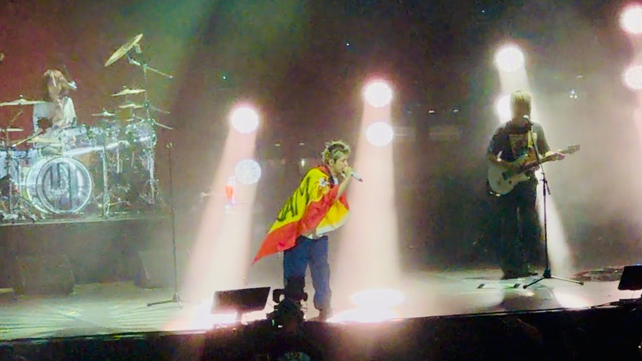 ONE OK ROCK - Tiny Pieces (LIVE Madrid 2025 Palacio Vistalegre Arena)