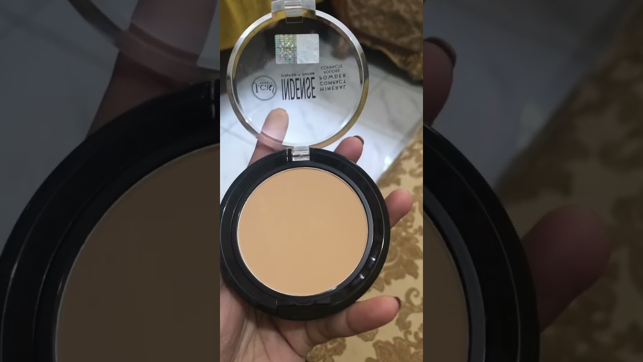 J.cat Compact powder shade no. Bare skinned 