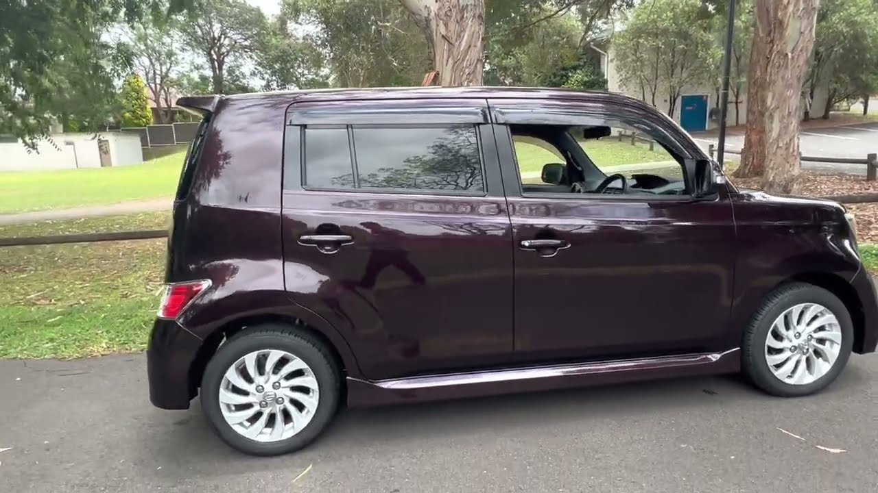 Toyota Bb Midnight Purple Mint car For Sale @ www.EdwardLees.com.au
