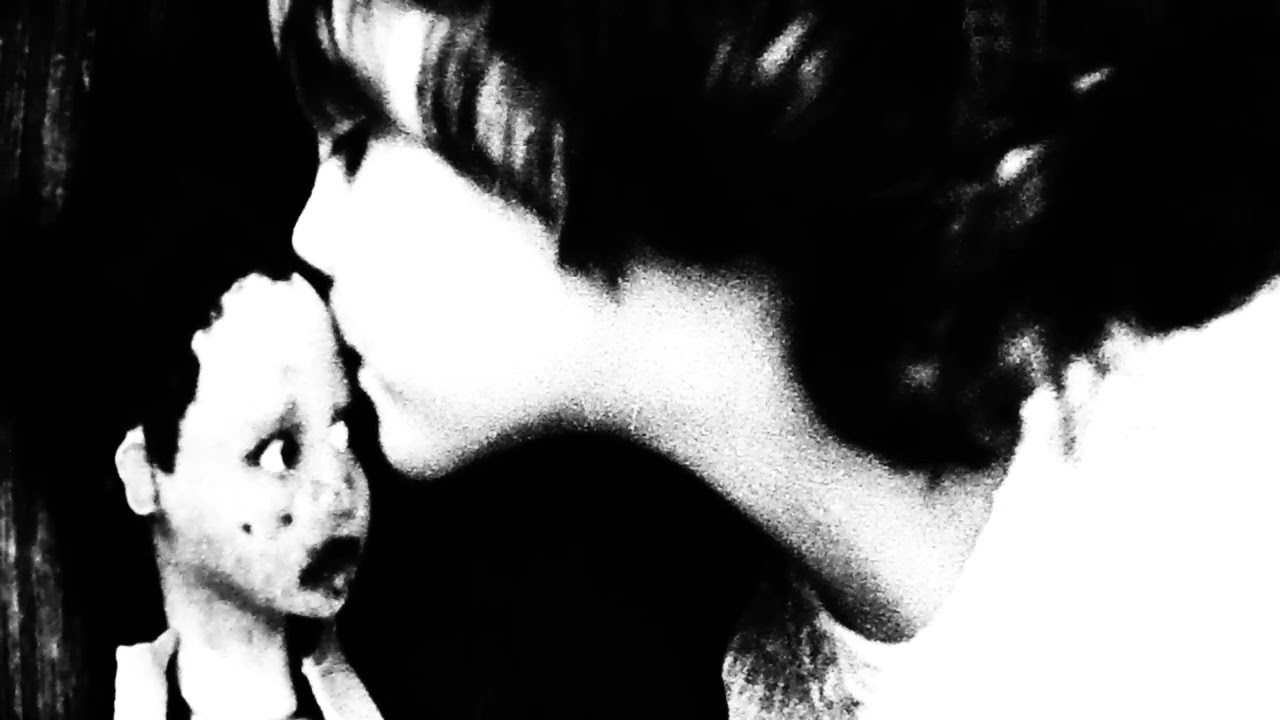 Videoclip experimental - Forever Night Castle of Love de Këkht Aräkh