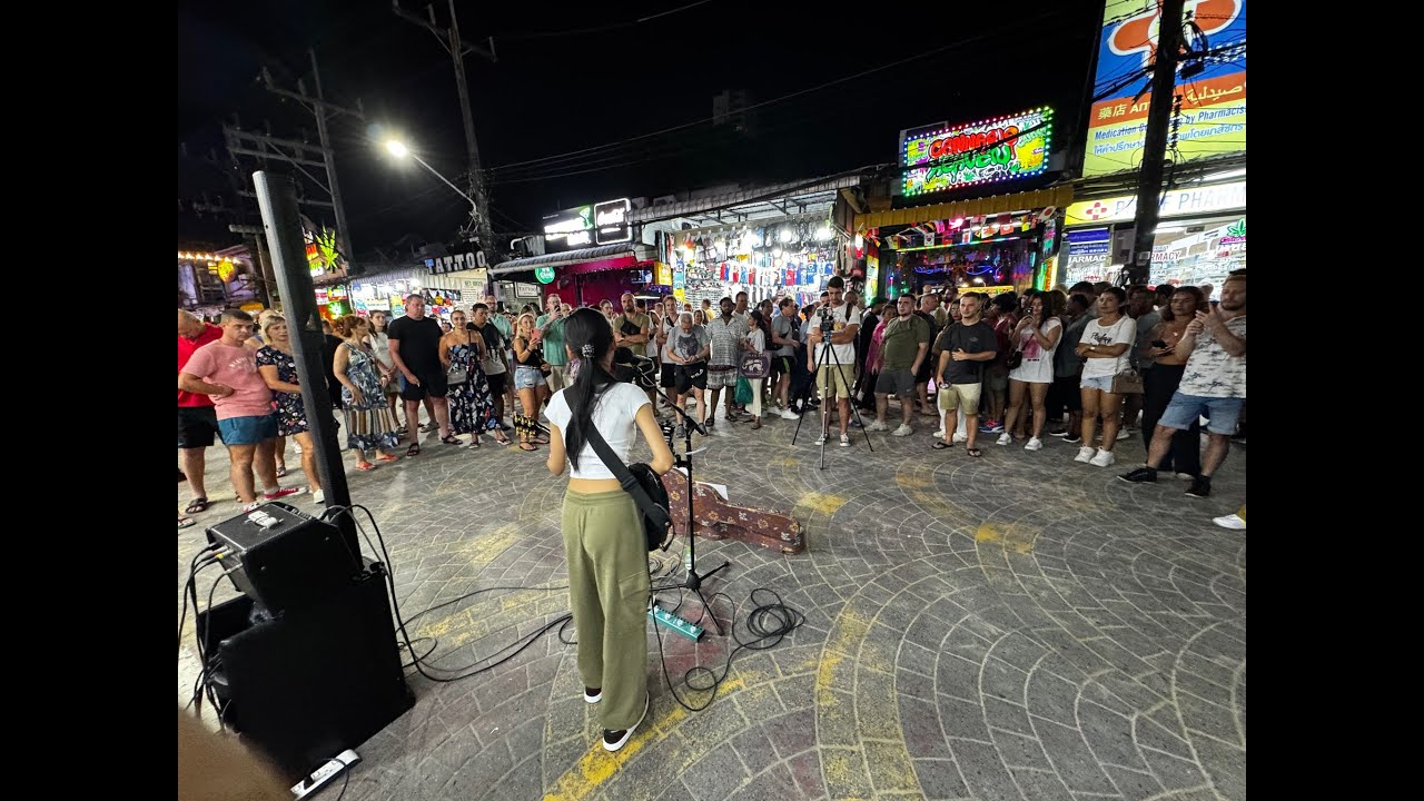 Queen On Street @bangla Road