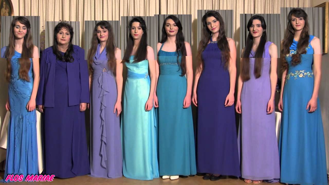 Canción: ¡Viva el Papa! - Videoclip - Flos Mariae