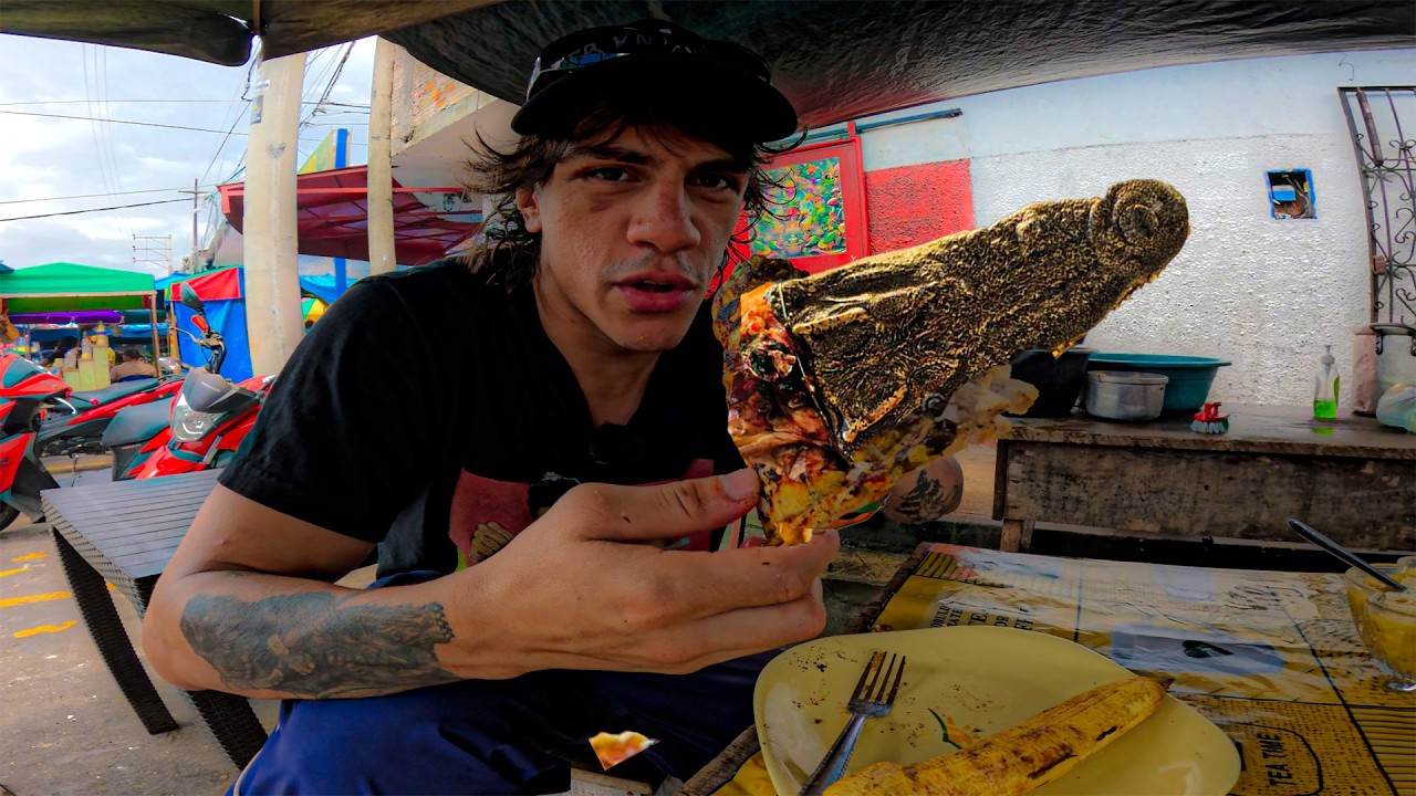 COMIENDO COCODRILO EN PERU