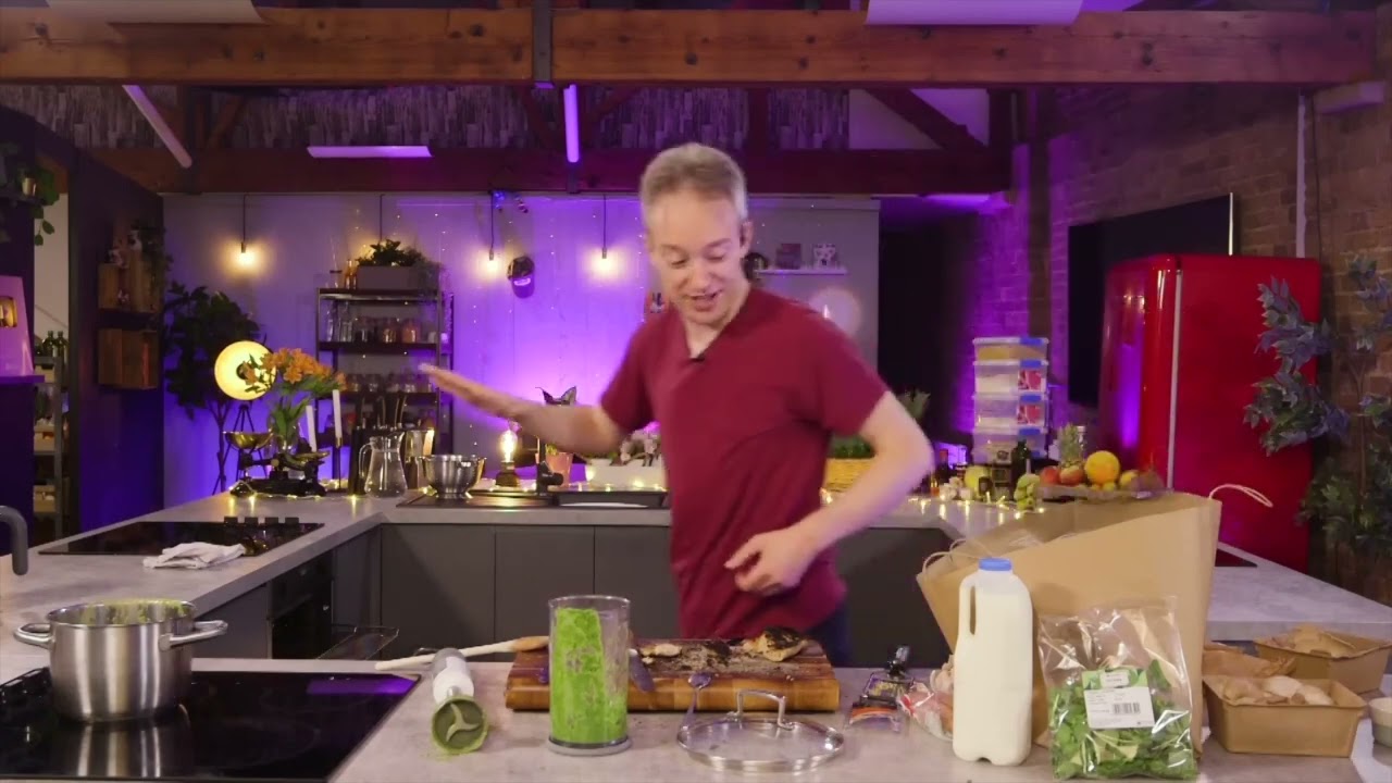 Tom Scott enters the Snack Zone