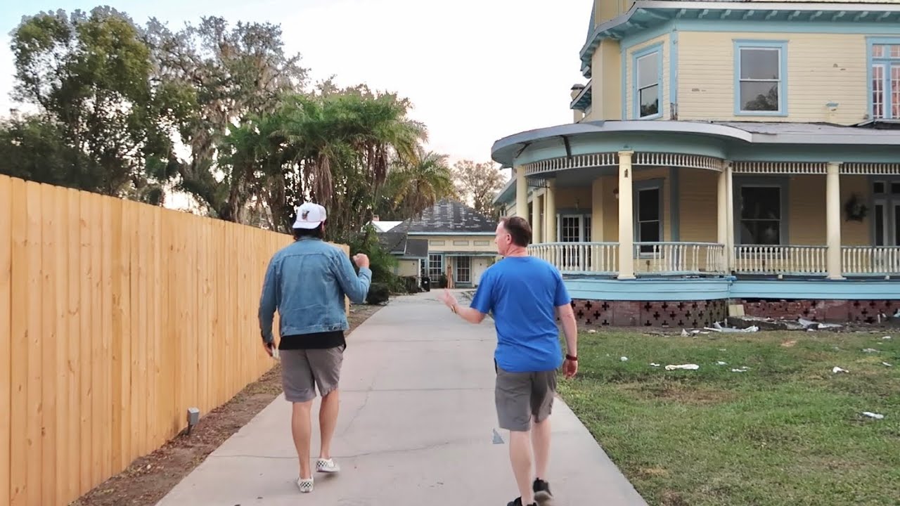 Random Tour of Winter Haven in Golf Cart - First Publix / My Girl House Update & Thrift Store Gold