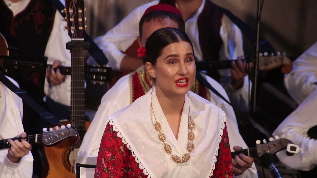 Folklorni ansambl Linđo Kak je teško našu ljubav tajiti