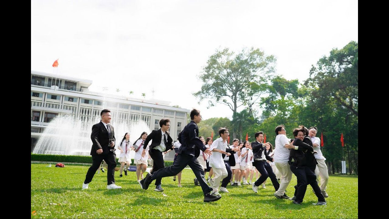 KỶ YẾU (KYSG) - 12A9 - THPT NGUYÊN DU 2024-2025