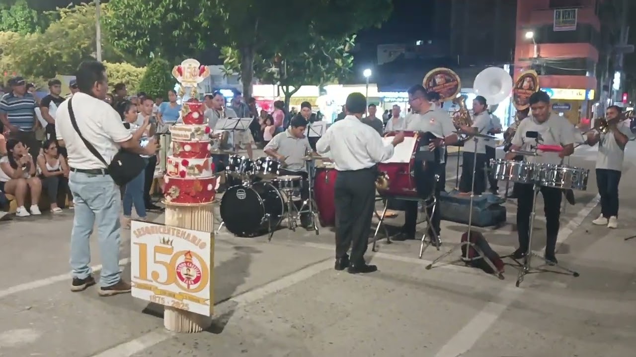 Banda  exalumnos, colegio Ramón Castilla, Jaén,  prof de música Roberto Silva Delgado