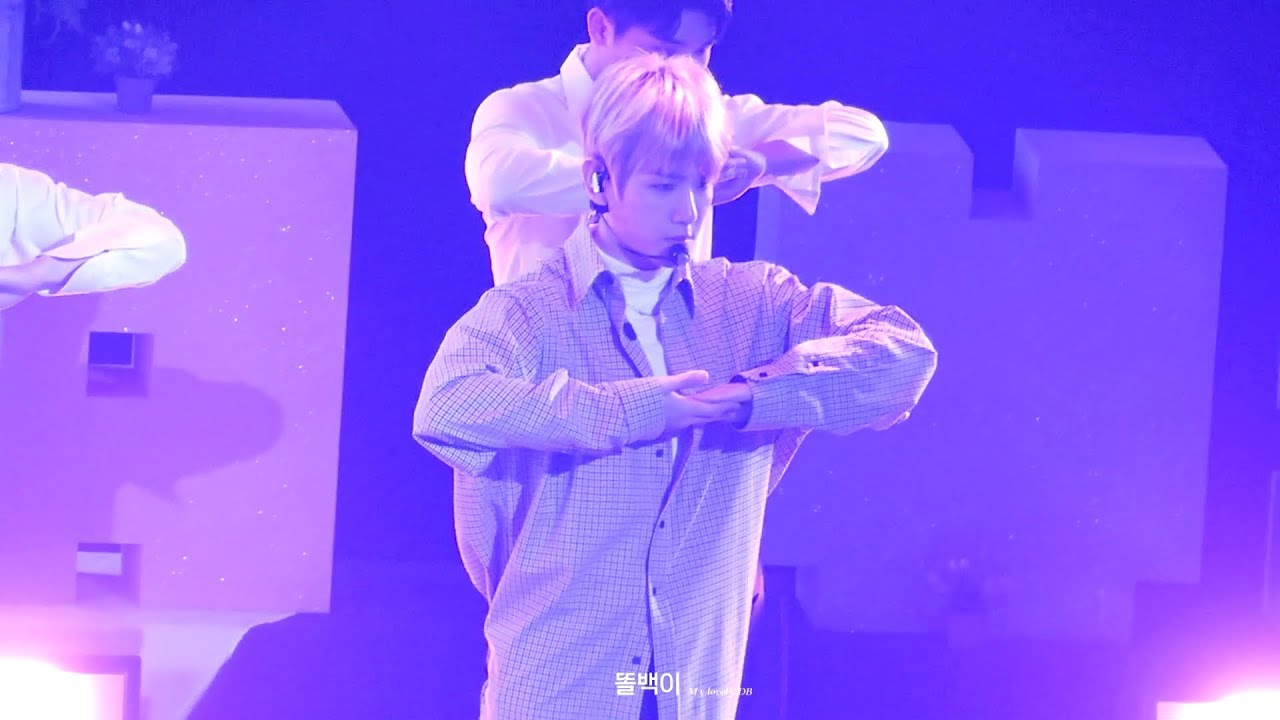 180410_EXO-CBX 쇼케이스 화요일은 첸백시 花요일 무대 백현 focus