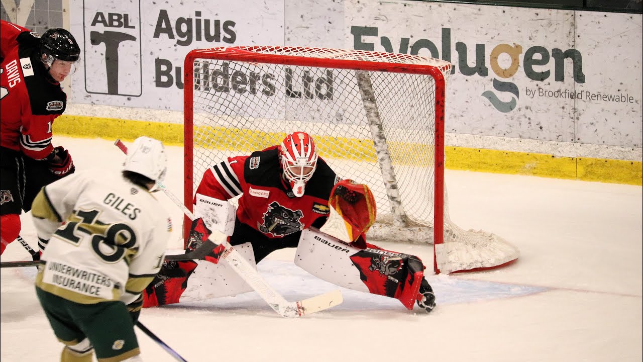 Alberni Valley Bulldogs 7 Powell River Kings 2 
