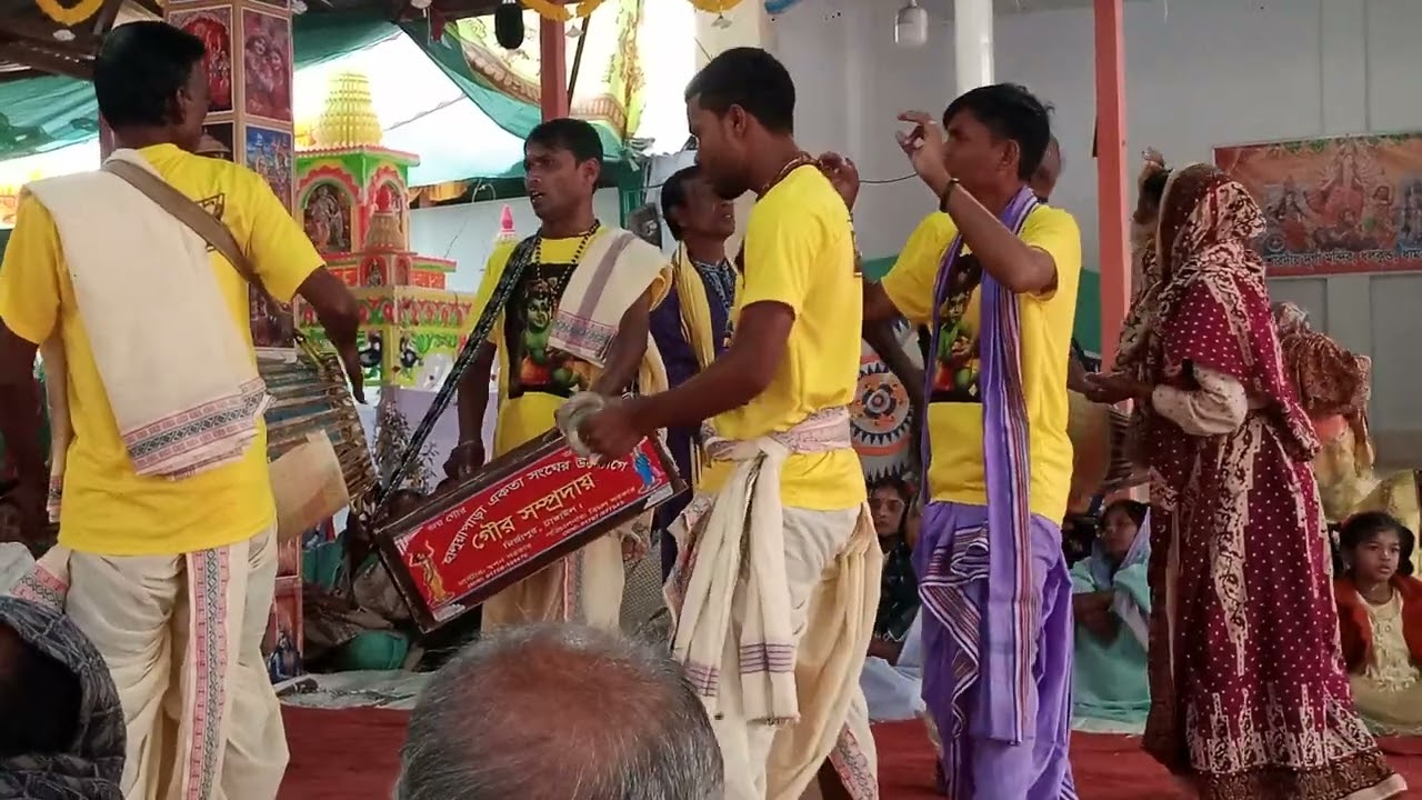 হরে কৃষ্ণ ধামরাই ঢাকা ধলকুন্ড  মহানাম যজ্ঞ চলতাছে 