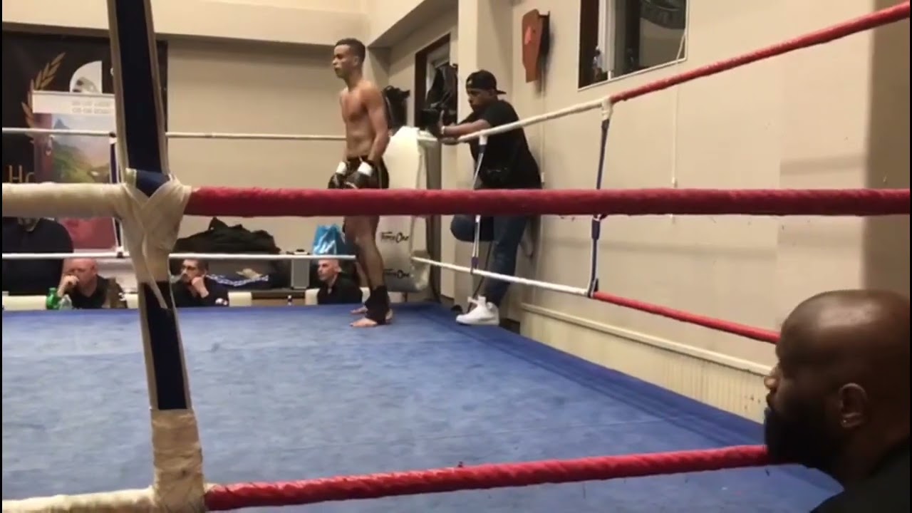 MY FIRST KICKBOXING PRO FIGHT 🥊