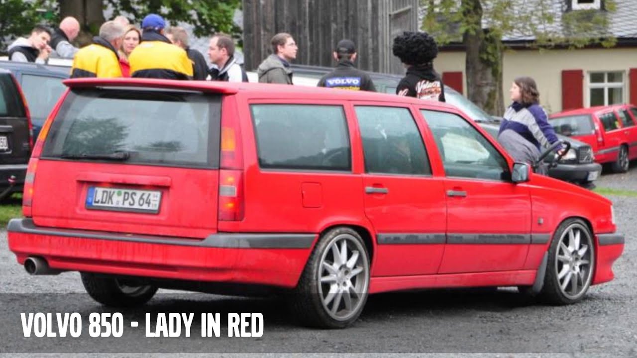 Volvo 850 Lady in Red