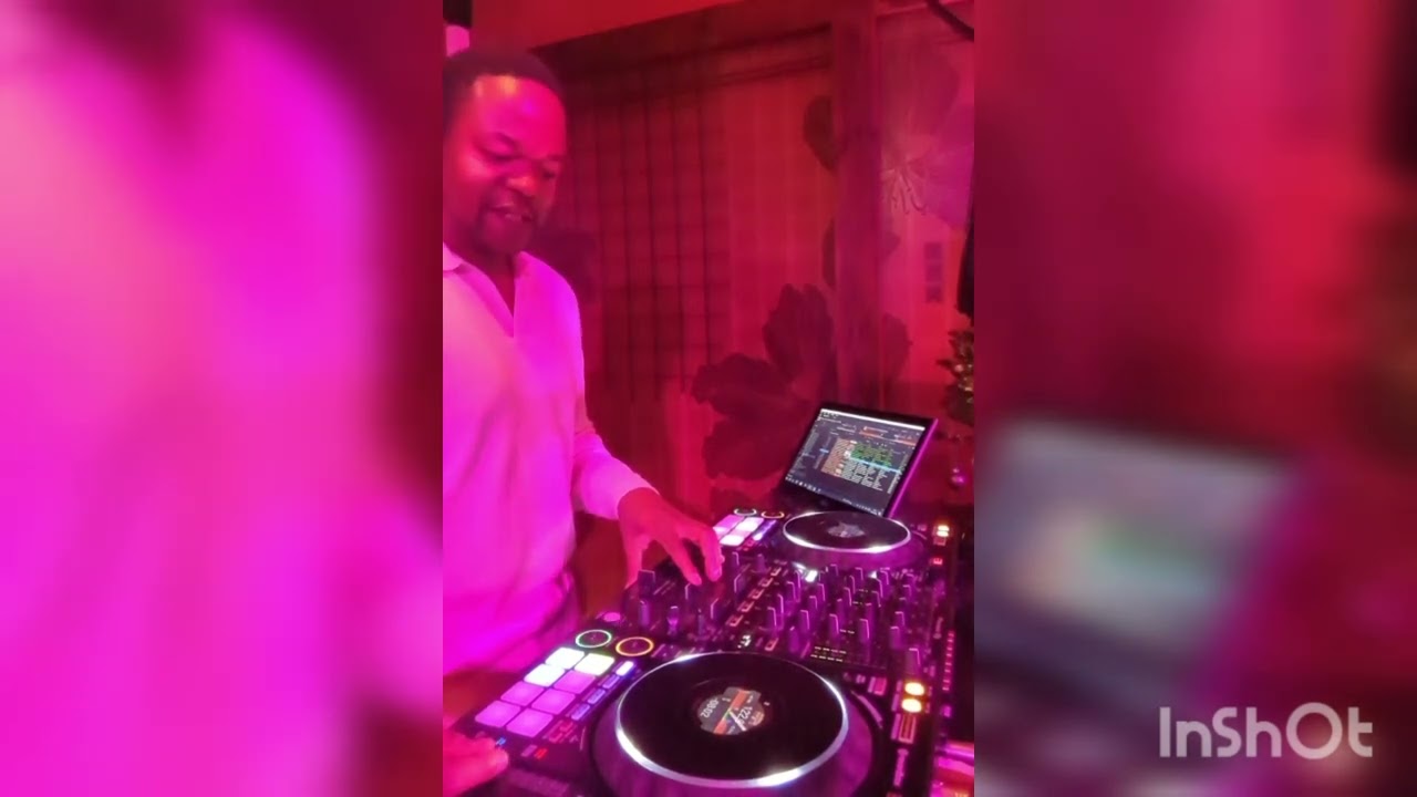 DEEP SOUNDS by Zimmi (Live Set @Lucy Wong Bar, Fitzrovia)