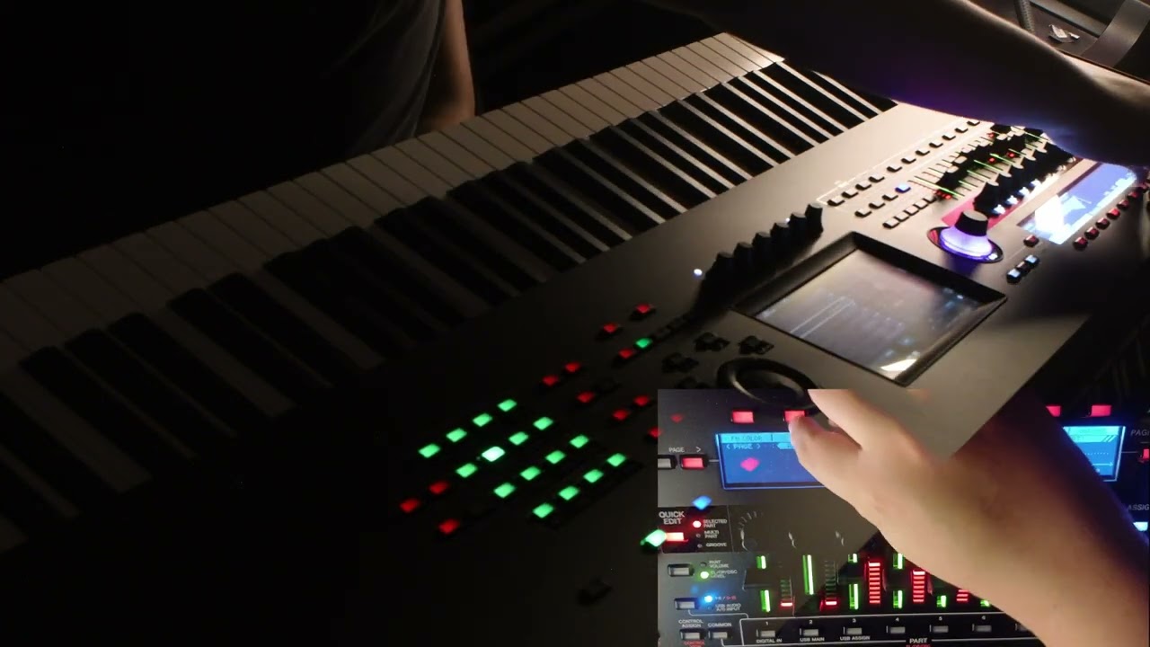 Yamaha MONTAGE M8X - Diving Deep into the FM-X Engine (no talking demo)