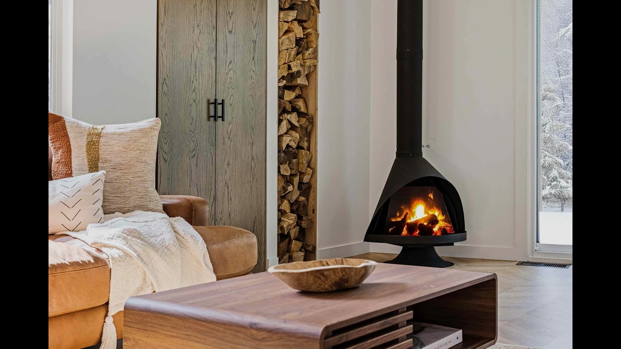 Declutter Your Winter: What Minimalists Skip to Stay Organized