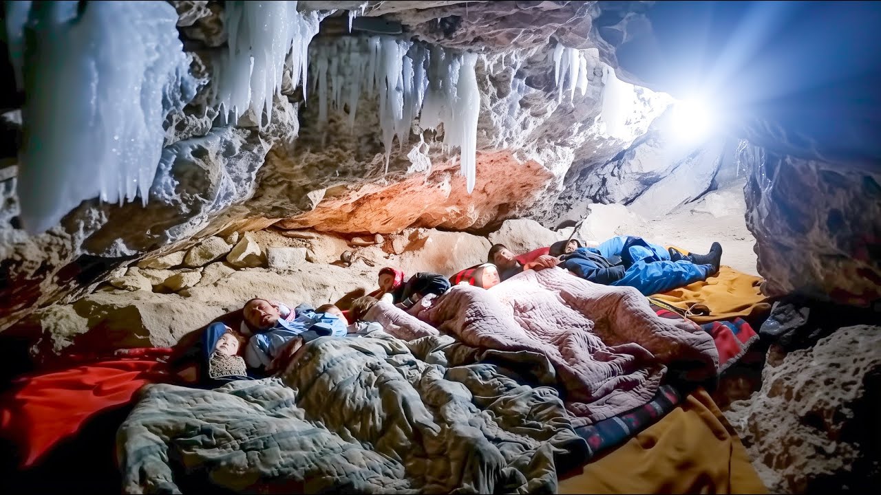 Surviving -40°: The Family That SLEEPS and COOKS in Nature's Deadliest Cave
