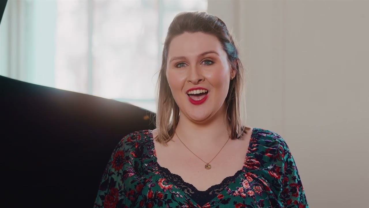 Lucy Anderson sings ‘Ten lásky sen’ from The Bartered Bride