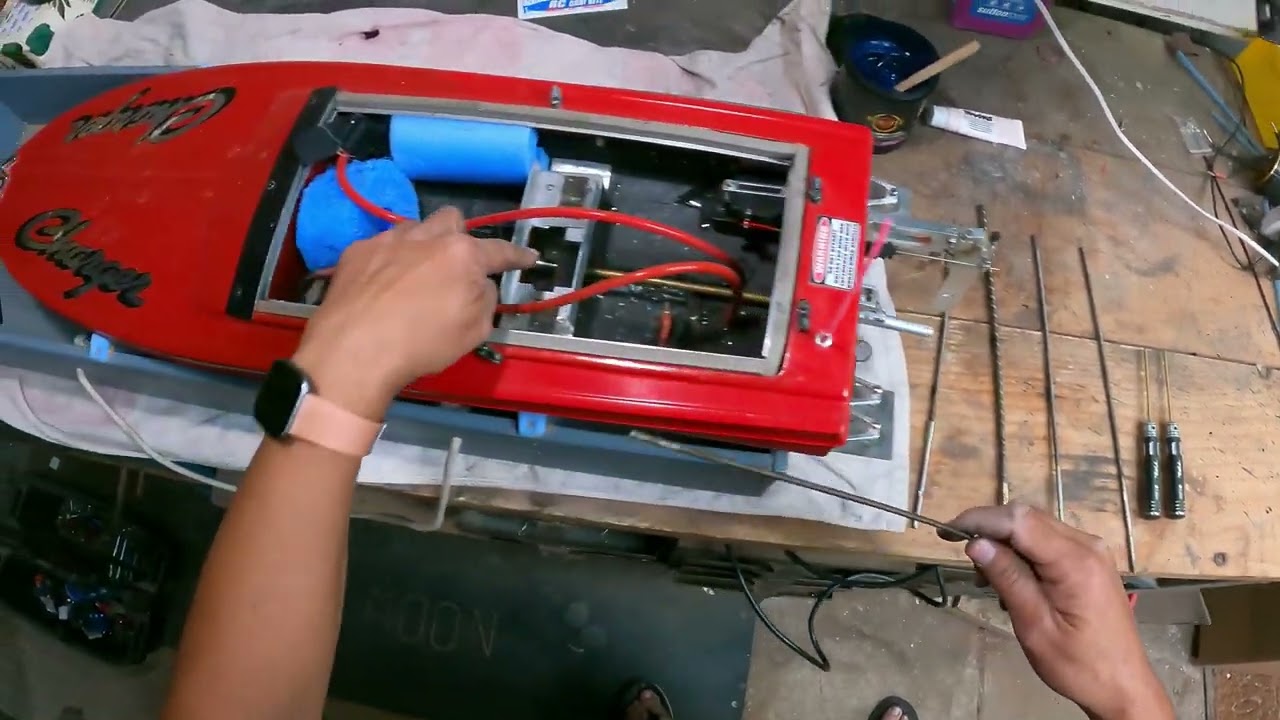 Right way to grease your RC boat flex cable