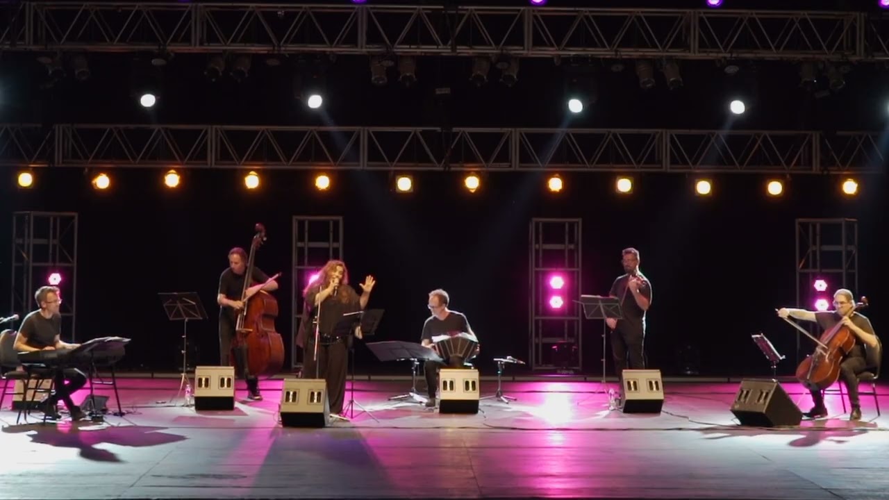 Siempre se vuelve a Buenos Aires – Piazzolla / Blázquez | Quinteto La Grela ft. Viviana Scarlassa