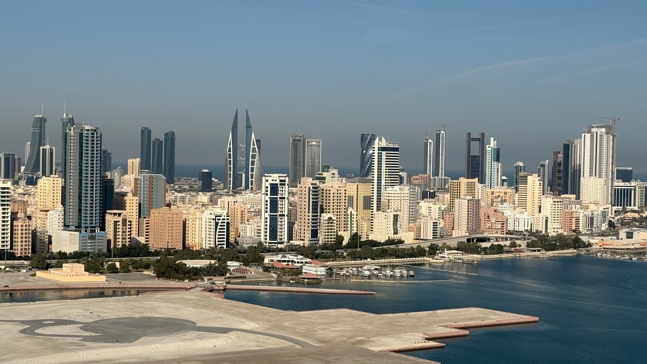 Hilton Bahrain - Полулюкс с видом на море и балконом