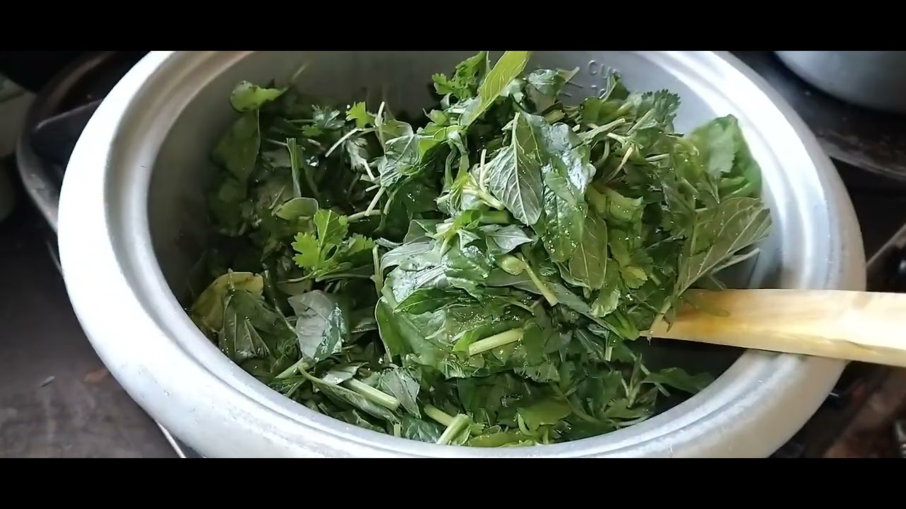 How to prepare ☘️ 🌿 🍽 🧄 🌶 🧅 thotakura palakura mexd fry