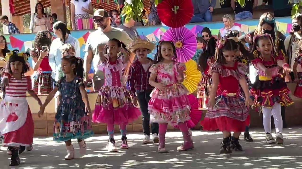 Apresentação de Festa Junina Colégio Vip 2022 - Jardim 1 - Quadrilha da Xuxa