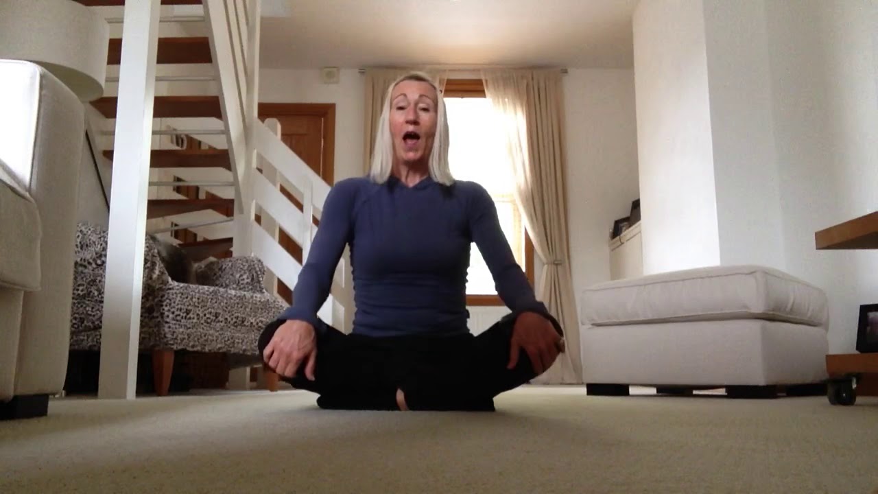 Lockdown - Mini exercise sessions with Caroline Gordon