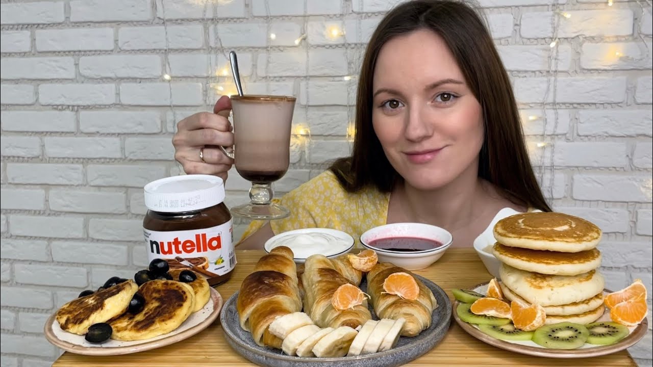 МУКБАНГ ЗАВТРАК СЫРНИКИ КРУАССАН ПАНКЕЙКИ КАКАО MUKBANG BREAKFAST CHEESECAKES CROISSANT PANCAKES