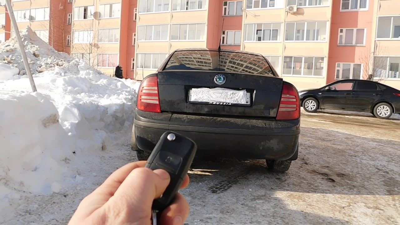 Комфортное открывание багажника в Skoda Superb 1