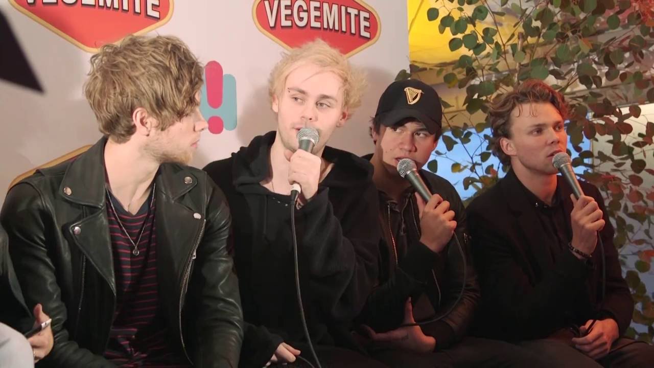 We Played Heads Up With 5 Seconds Of Summer! | Hit 30