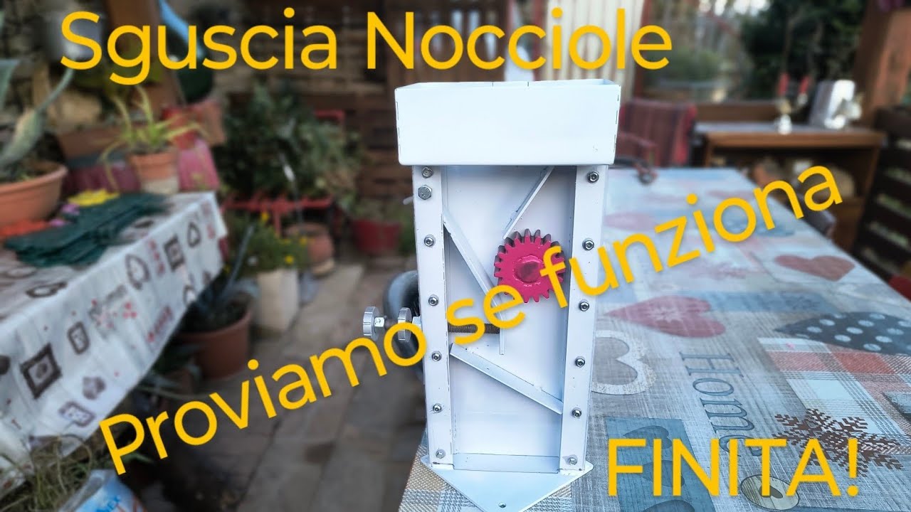 SGUSCIA NOCCIOLE FAI DA TE