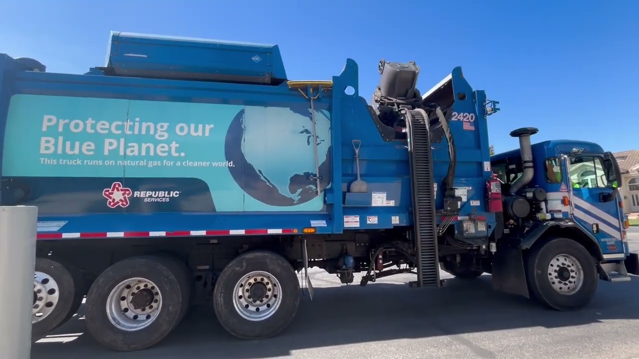 The garbage truck is here to pick up the trash and it’s our usual driver :)